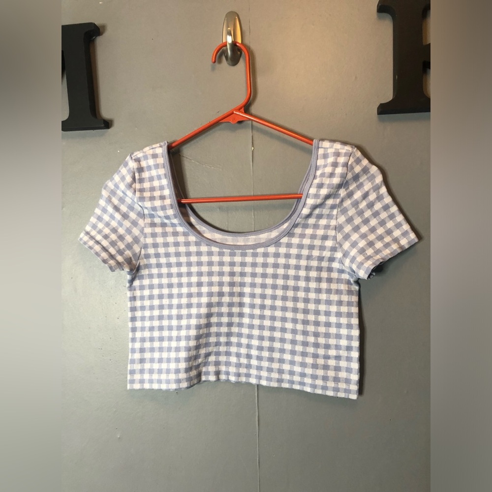 Aeropostale Women's Light Blue Gingham‎ Scoop Seamless  Crop Top size medium
